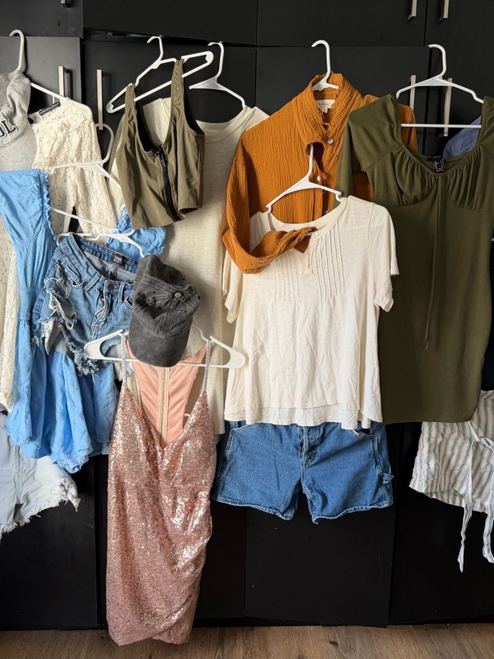Lot of 16 spring items fit, XS/S shorts dresses tops hats